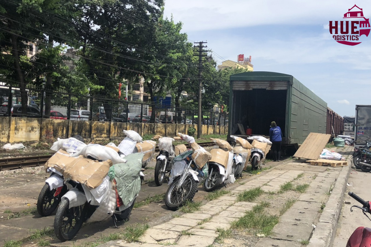 vận chuyển xe máy từ Huế- Sài Gòn