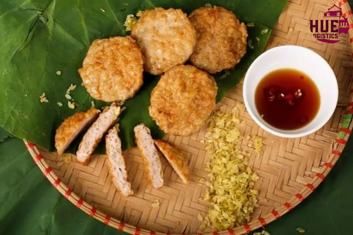 Dịch vụ vận chuyển chả cốm từ Hà Nội vào Huế giá rẻ Dịch vụ vận chuyển chả cốm từ Hà Nội vào Huế giá rẻ