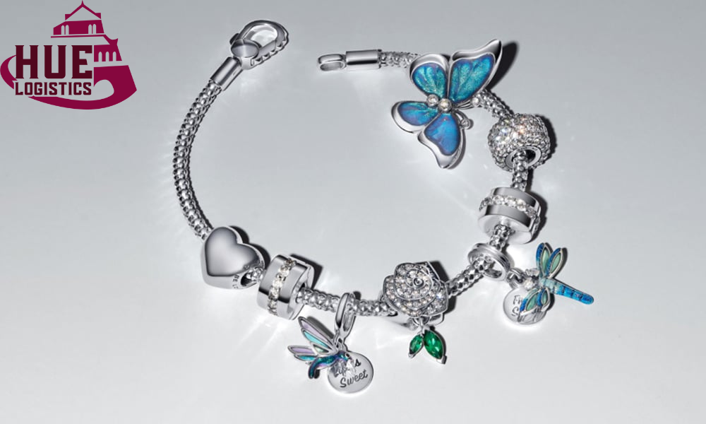 Dịch vụ mua hộ Pandora từ Úc về Việt Nam