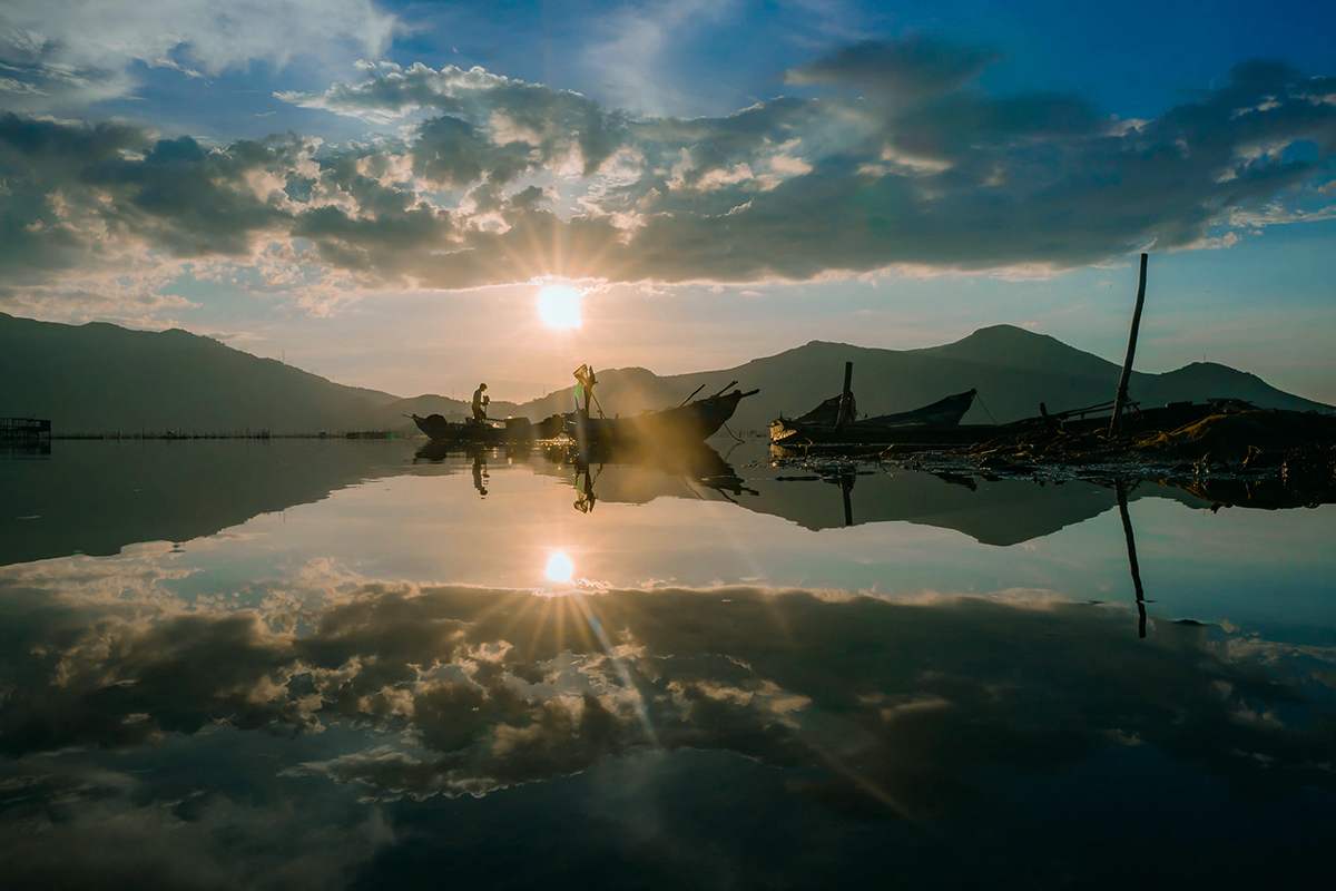 Đầm Lập An Huế: Khám Phá "Tuyệt Tình Cốc" Mơ Màng Đất Cố Đô Đầm Lập An Huế: Khám Phá "Tuyệt Tình Cốc" Mơ Màng Đất Cố Đô