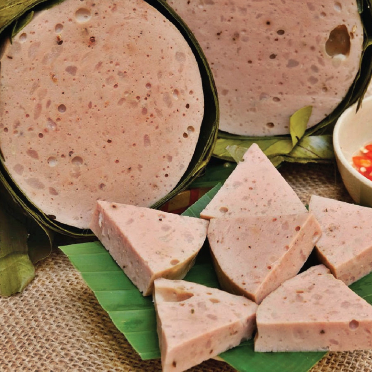 Vận Chuyển Chả Bò Từ Huế Ra Hà Nội: Giao Nhanh Trong Ngày Vận Chuyển Chả Bò Từ Huế Ra Hà Nội: Giao Nhanh Trong Ngày