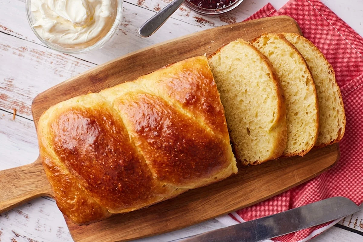 Gửi Bánh Brioche Từ Huế Đi New Zealand Mềm Ngon