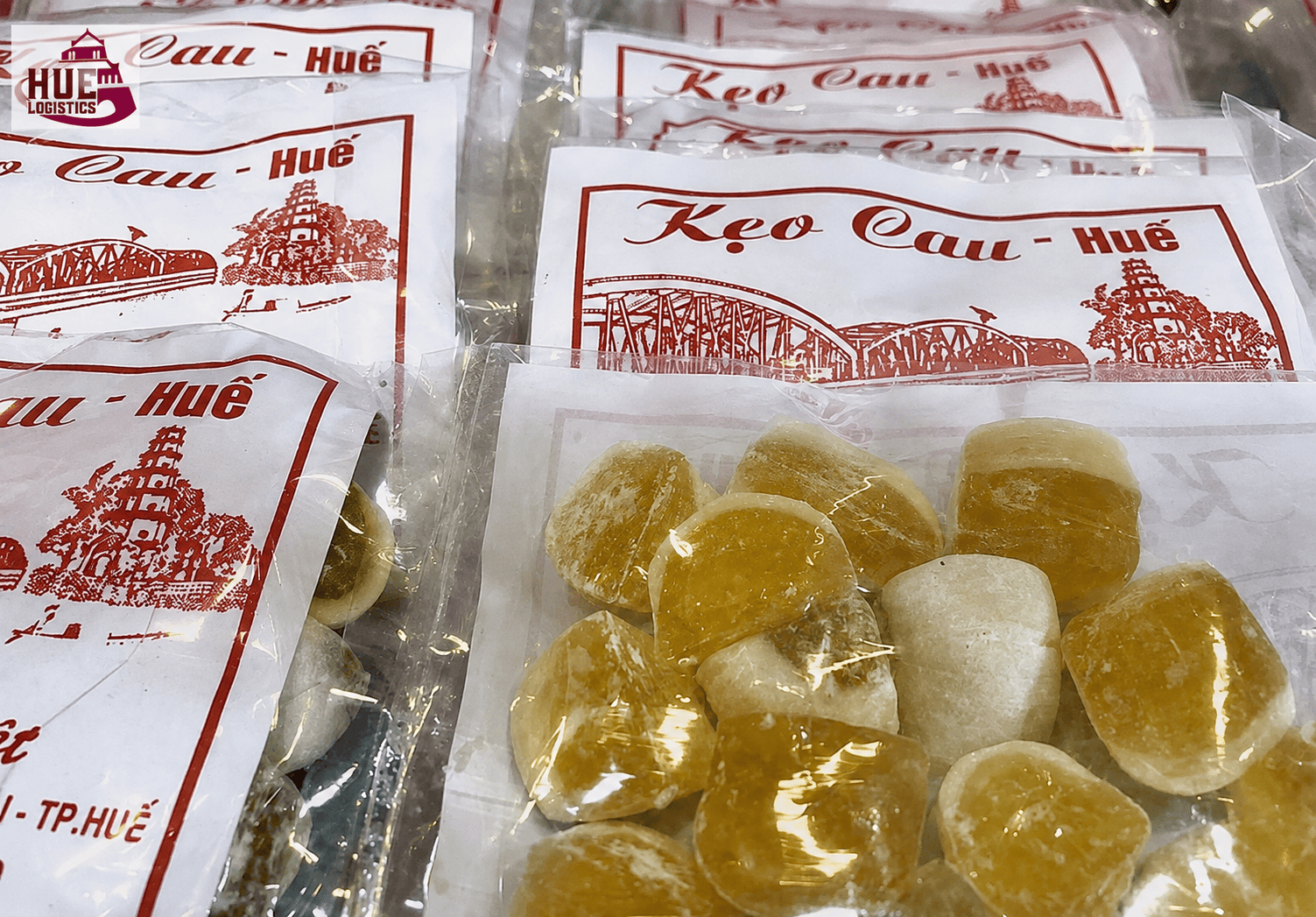 Gửi Đặc Sản Huế Đi Quốc Tế: Những Điều Cần Biết Trước Khi Gửi