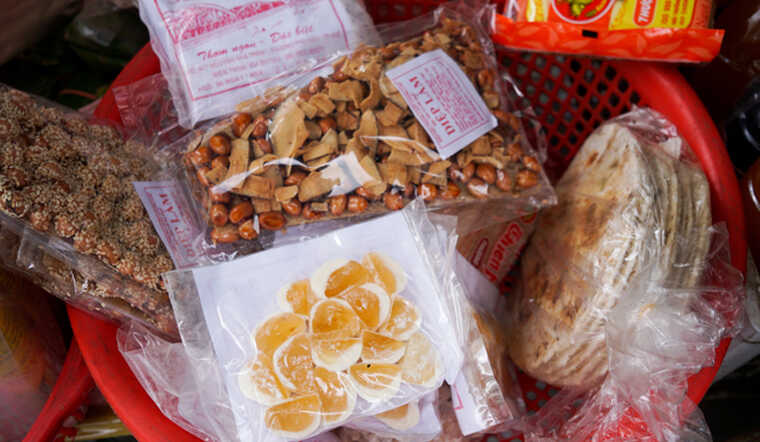 Gửi Đặc Sản Khô Từ Huế Đi Nhật – Đóng Gói Thế Nào Để Hạn Chế Ẩm Và Giữ Chất Lượng?