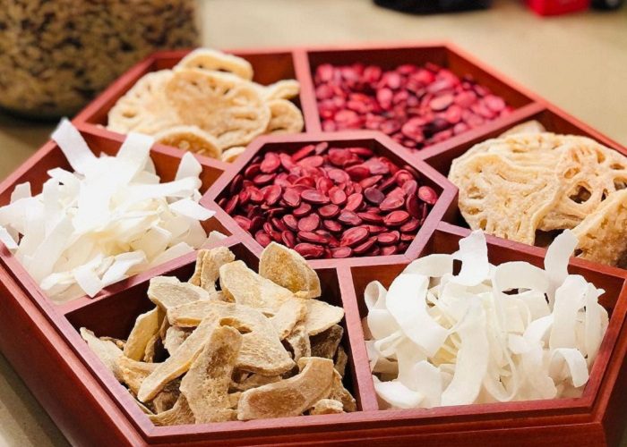 Gửi Mứt Tết Việt Nam Đi Mỹ – Những Loại Mứt Nào Phù Hợp Làm Quà?